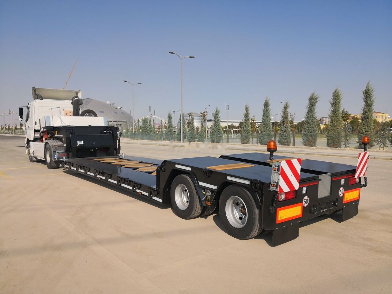 Низкорамный полуприцеп Özgül 2 AXLE LOW LOADER SEMI TRAILER: фото 11 Низкорамный полуприцеп Özgül 2 AXLE LOW LOADER SEMI TRAILER: фото 11