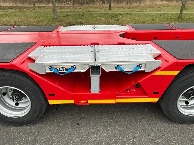 Новый Низкорамный полуприцеп Goldhofer STN-L 4 (245) A RM2 Stepstar: фото 11 Новый Низкорамный полуприцеп Goldhofer STN-L 4 (245) A RM2 Stepstar: фото 11