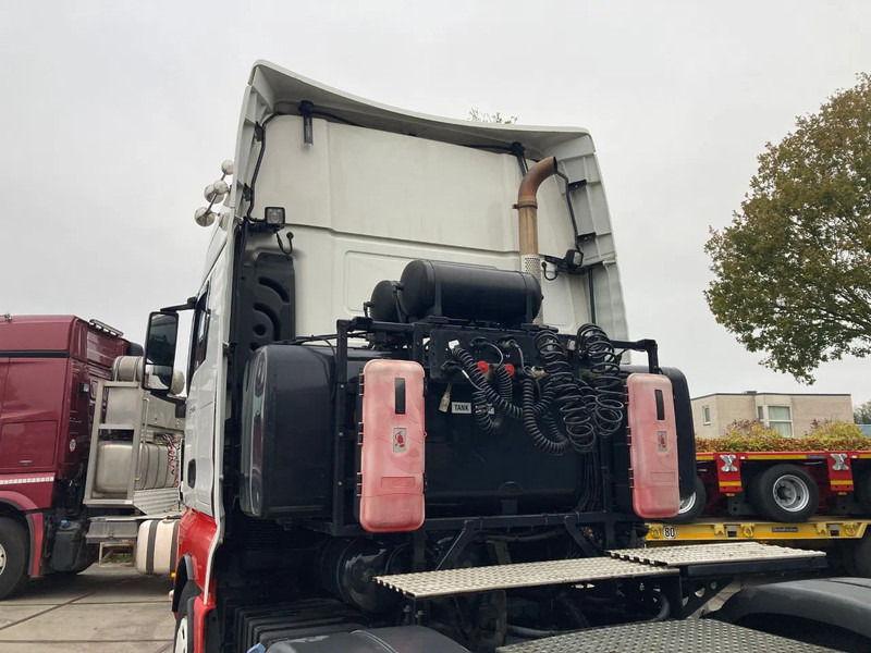 MAN TGX 41.540 8x4/4 BLS - Тягач: фото 4 MAN TGX 41.540 8x4/4 BLS - Тягач: фото 4