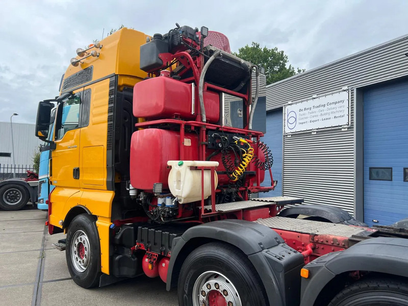 MAN TGX 41.560 8x4/4 BBS - Тягач: фото 4 MAN TGX 41.560 8x4/4 BBS - Тягач: фото 4