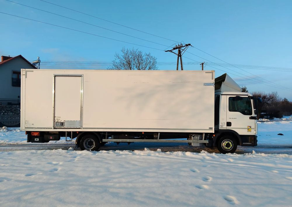 MAN TGL 12-220 - Грузовик с закрытым кузовом: фото 4 MAN TGL 12-220 - Грузовик с закрытым кузовом: фото 4