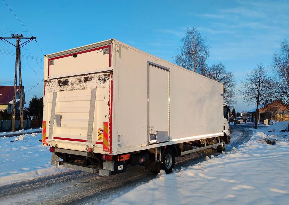 MAN TGL 12-220 - Грузовик с закрытым кузовом: фото 5 MAN TGL 12-220 - Грузовик с закрытым кузовом: фото 5