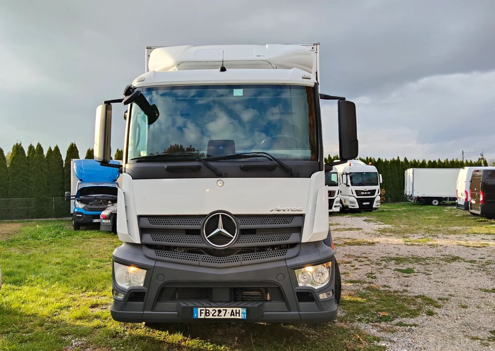 Mercedes-Benz Antos - Рефрижератор: фото 3 Mercedes-Benz Antos - Рефрижератор: фото 3