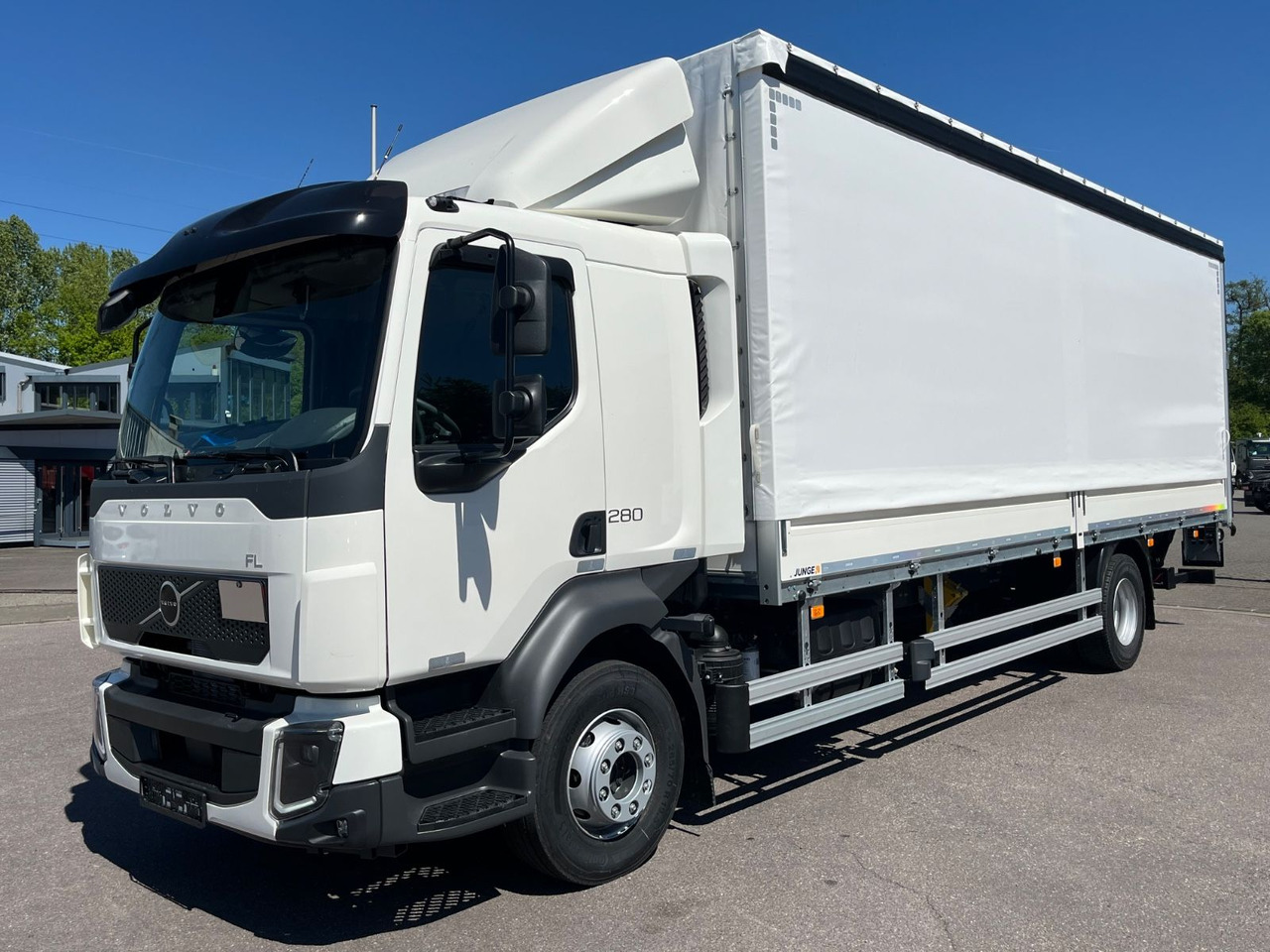 Volvo FL 16.280 Junge Schiebeplane - Тентованный грузовик: фото 2 Volvo FL 16.280 Junge Schiebeplane - Тентованный грузовик: фото 2