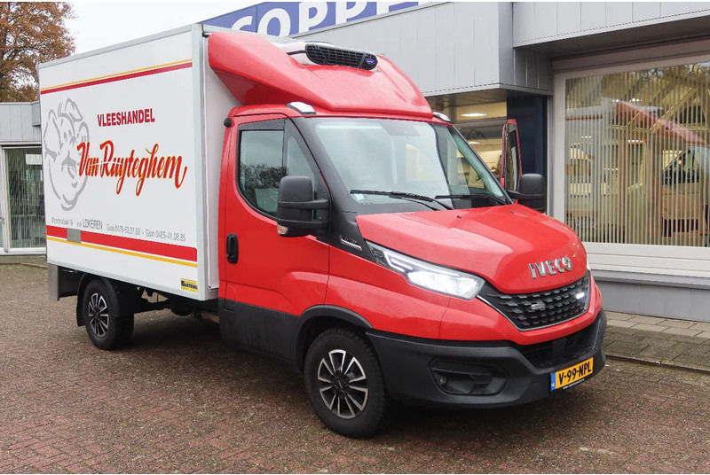 Iveco 35S 180 35 S 180 Hi-Matic - Малотоннажный рефрижератор: фото 2 Iveco 35S 180 35 S 180 Hi-Matic - Малотоннажный рефрижератор: фото 2