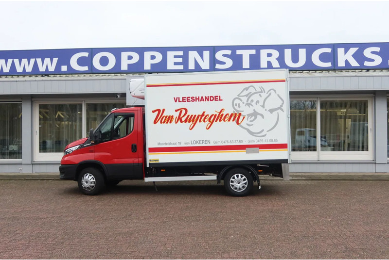 Iveco Daily 70 Daily 70 C 21 Hi-Matic Meat Hooks! Vlees Hangwerk! - Рефрижератор: фото 2 Iveco Daily 70 Daily 70 C 21 Hi-Matic Meat Hooks! Vlees Hangwerk! - Рефрижератор: фото 2