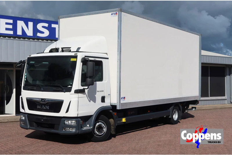 MAN TGL 12.250 Bakwagen + Laadklep DHollandia 2000 kg - Грузовик с закрытым кузовом: фото 1 MAN TGL 12.250 Bakwagen + Laadklep DHollandia 2000 kg - Грузовик с закрытым кузовом: фото 1