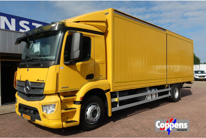 Mercedes-Benz Antos Bak + klep+ schuifwand + Ringfeder - Грузовик с закрытым кузовом: фото 1 Mercedes-Benz Antos Bak + klep+ schuifwand + Ringfeder - Грузовик с закрытым кузовом: фото 1