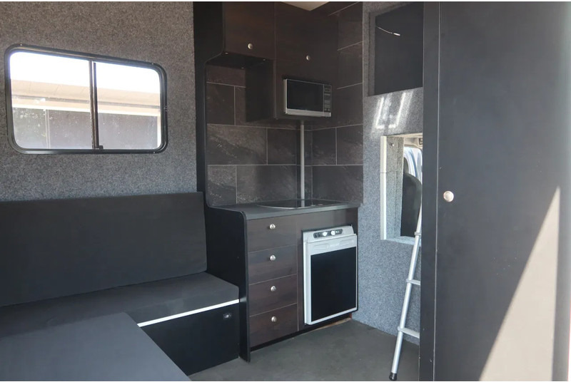 Mercedes-Benz Atego 816 L 3 Paarden/4 Ponies - Коневоз: фото 4 Mercedes-Benz Atego 816 L 3 Paarden/4 Ponies - Коневоз: фото 4