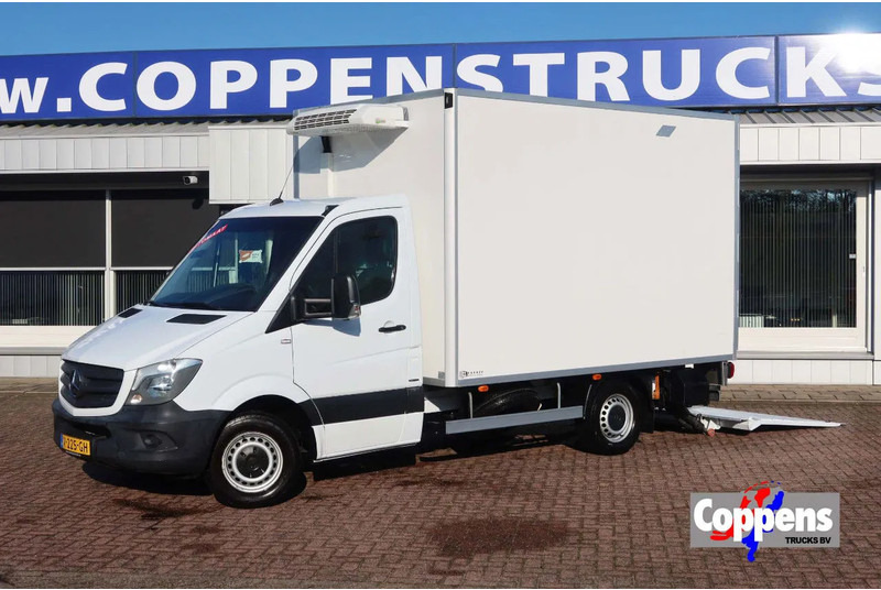 Mercedes-Benz Sprinter 316 CDI Carrier Koel/Vries Bak+Klep. Dag en nacht aansluiting - Малотоннажный рефрижератор: фото 1 Mercedes-Benz Sprinter 316 CDI Carrier Koel/Vries Bak+Klep. Dag en nacht aansluiting - Малотоннажный рефрижератор: фото 1
