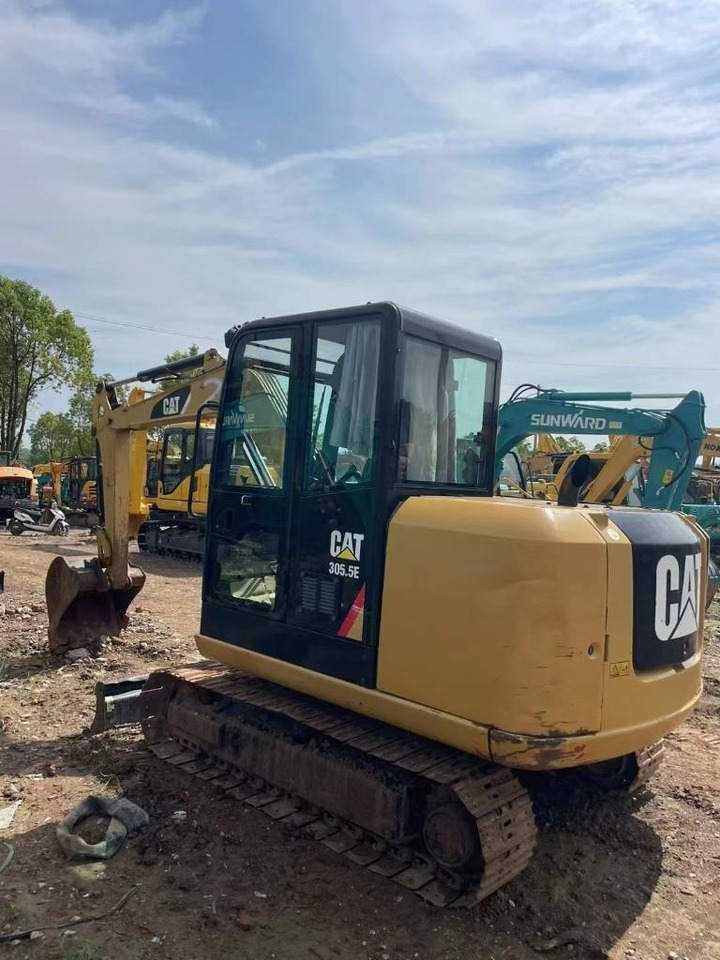 CAT 305.5E2 - Мини-экскаватор: фото 3 CAT 305.5E2 - Мини-экскаватор: фото 3