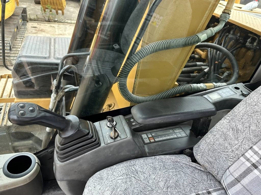 CAT 312D2GC - Мини-экскаватор: фото 5 CAT 312D2GC - Мини-экскаватор: фото 5