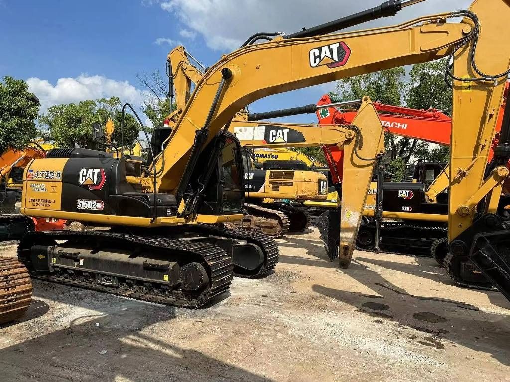 CAT 315D2 - Гусеничный экскаватор: фото 1 CAT 315D2 - Гусеничный экскаватор: фото 1