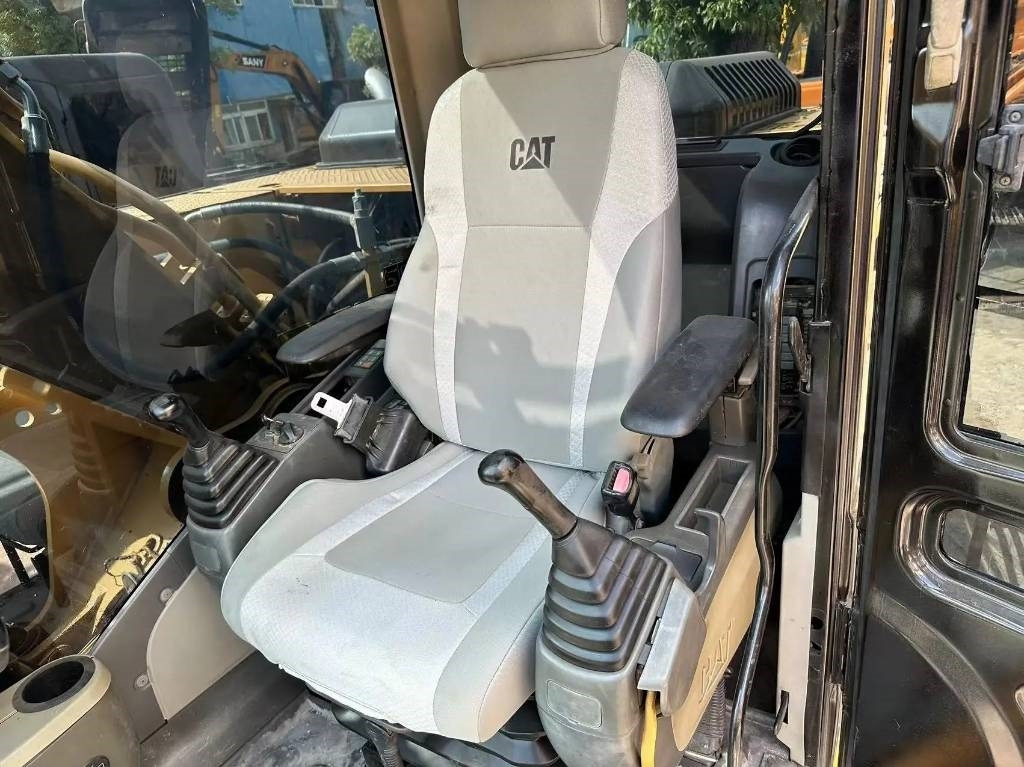 CAT 315D2 - Гусеничный экскаватор: фото 4 CAT 315D2 - Гусеничный экскаватор: фото 4