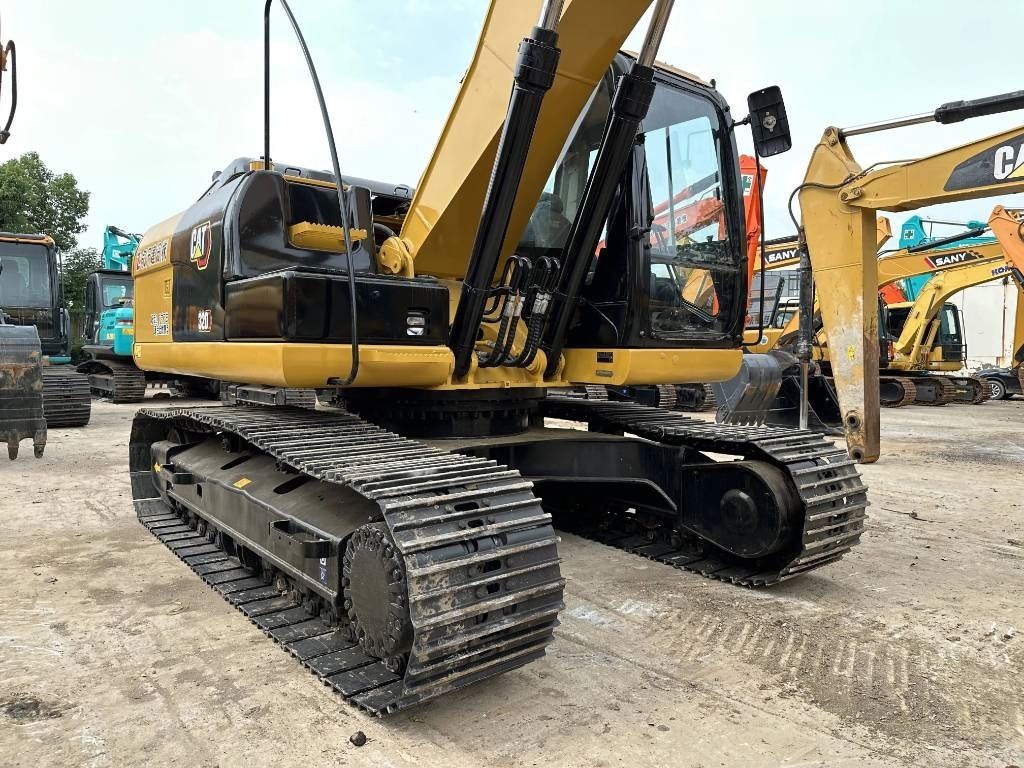CAT 320D - Гусеничный экскаватор: фото 2 CAT 320D - Гусеничный экскаватор: фото 2