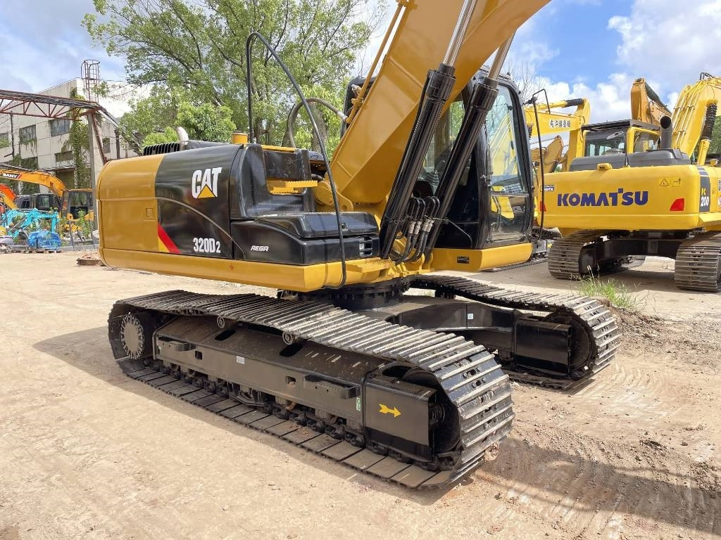 CAT 320D2 - Гусеничный экскаватор: фото 4 CAT 320D2 - Гусеничный экскаватор: фото 4