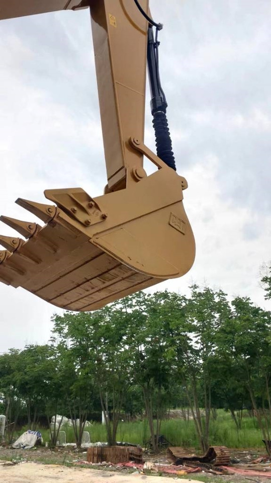 CAT 320D2 - Гусеничный экскаватор: фото 2 CAT 320D2 - Гусеничный экскаватор: фото 2