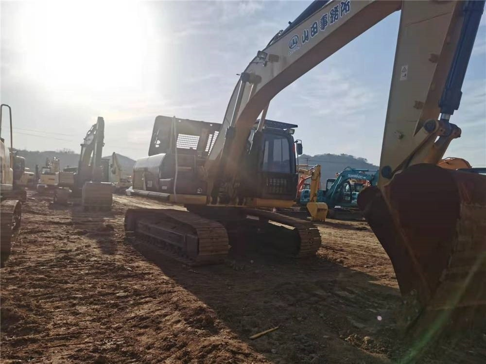 CAT 326D2 - Гусеничный экскаватор: фото 4 CAT 326D2 - Гусеничный экскаватор: фото 4