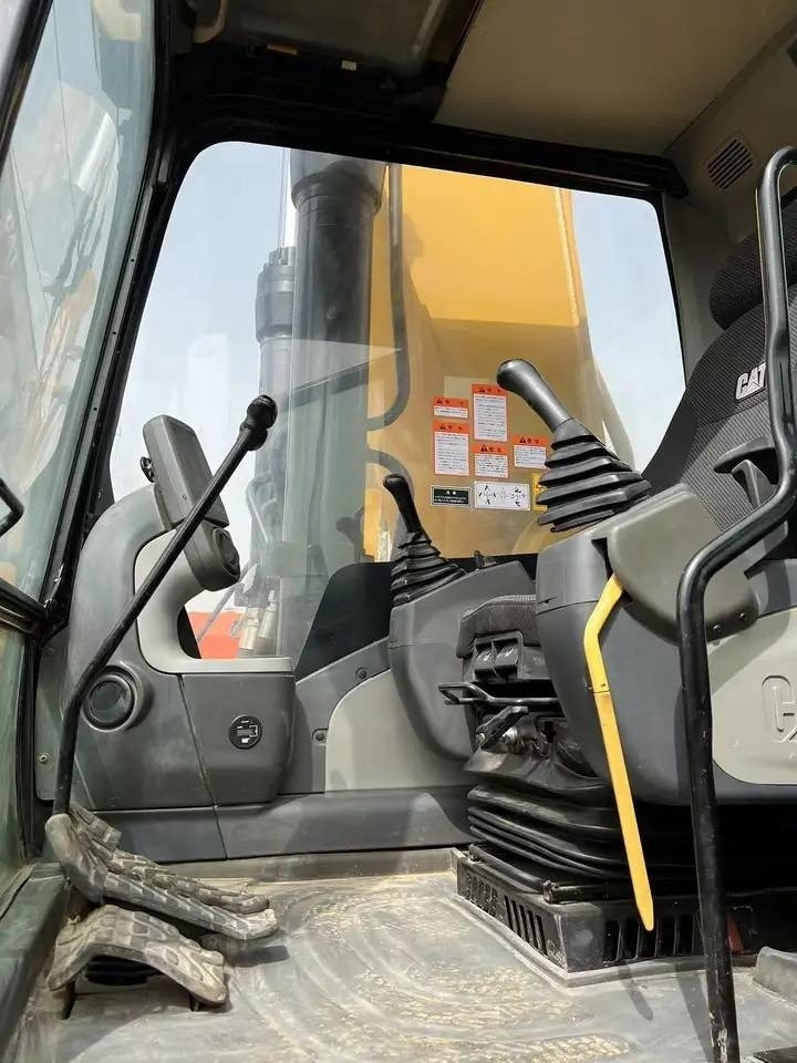 CAT 336D - Гусеничный экскаватор: фото 2 CAT 336D - Гусеничный экскаватор: фото 2