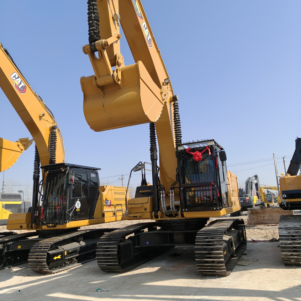 CAT 336GC - Гусеничный экскаватор: фото 2 CAT 336GC - Гусеничный экскаватор: фото 2