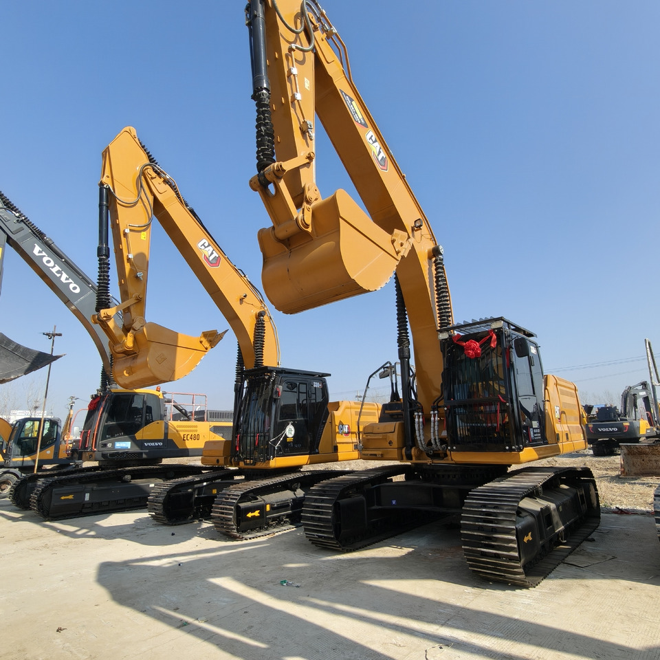 CAT 336GC - Гусеничный экскаватор: фото 3 CAT 336GC - Гусеничный экскаватор: фото 3