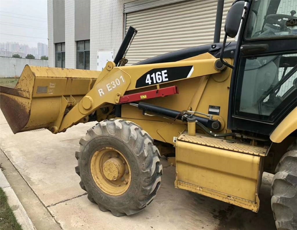 CAT 416E - Экскаватор-погрузчик: фото 2 CAT 416E - Экскаватор-погрузчик: фото 2