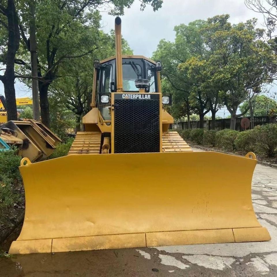 CAT D5M - Бульдозер: фото 1 CAT D5M - Бульдозер: фото 1