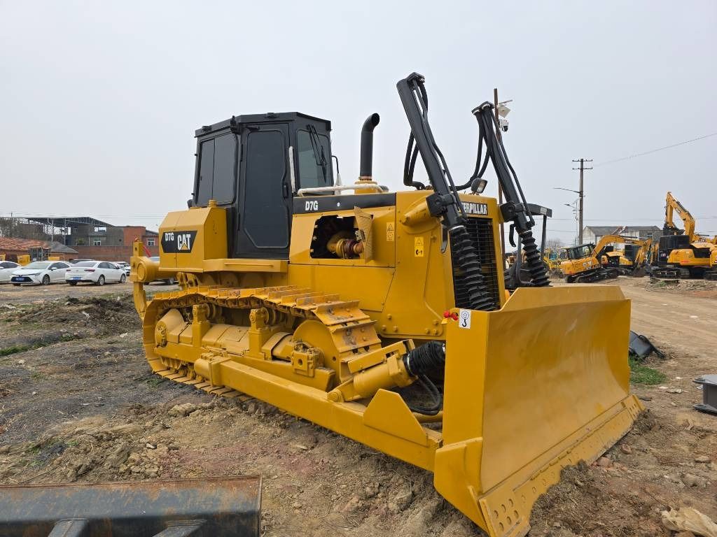 CAT D7G - Бульдозер: фото 1 CAT D7G - Бульдозер: фото 1