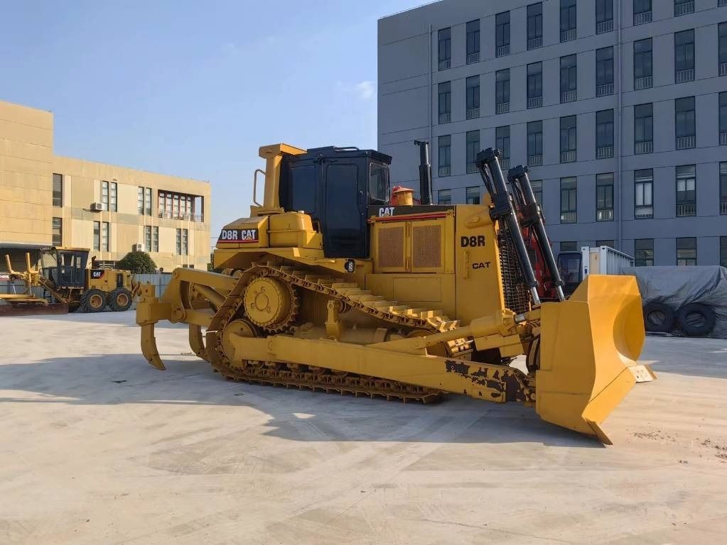 CAT D8R - Бульдозер: фото 3 CAT D8R - Бульдозер: фото 3