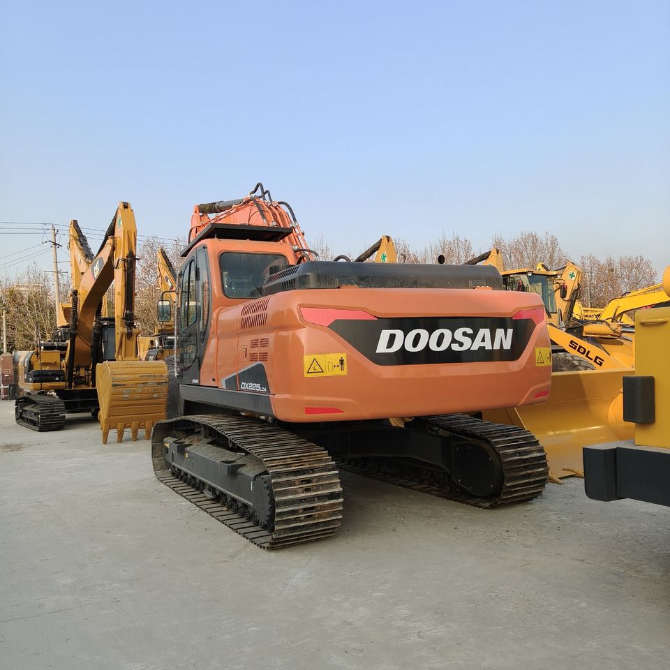 DOOSAN DX225LCA - Гусеничный экскаватор: фото 3 DOOSAN DX225LCA - Гусеничный экскаватор: фото 3