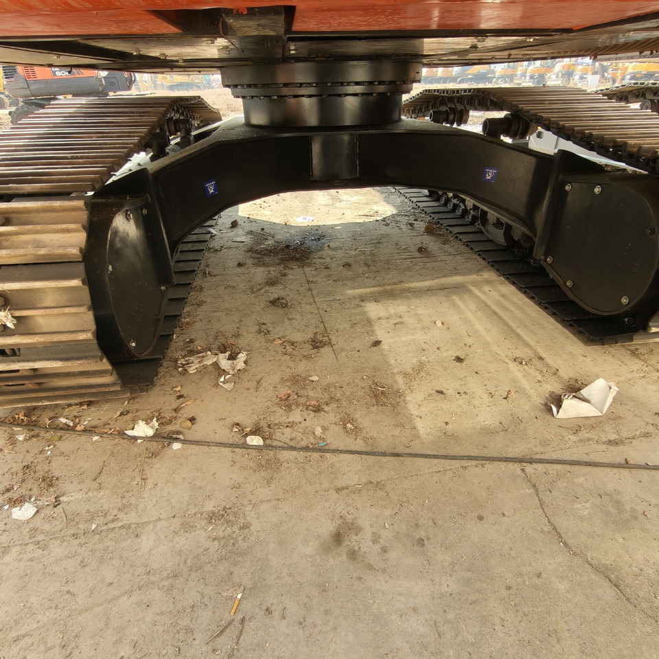 DOOSAN DX225LCA - Гусеничный экскаватор: фото 5 DOOSAN DX225LCA - Гусеничный экскаватор: фото 5