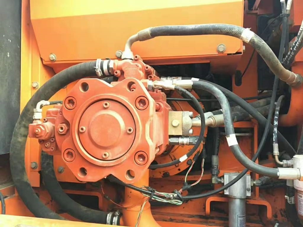 Doosan DH210W-7 - Колёсный экскаватор: фото 5 Doosan DH210W-7 - Колёсный экскаватор: фото 5