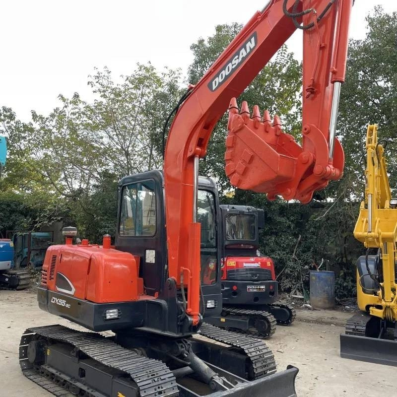Doosan DX55-9C - Мини-экскаватор: фото 1 Doosan DX55-9C - Мини-экскаватор: фото 1