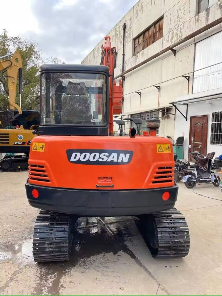 Doosan DX55-9C - Мини-экскаватор: фото 4 Doosan DX55-9C - Мини-экскаватор: фото 4