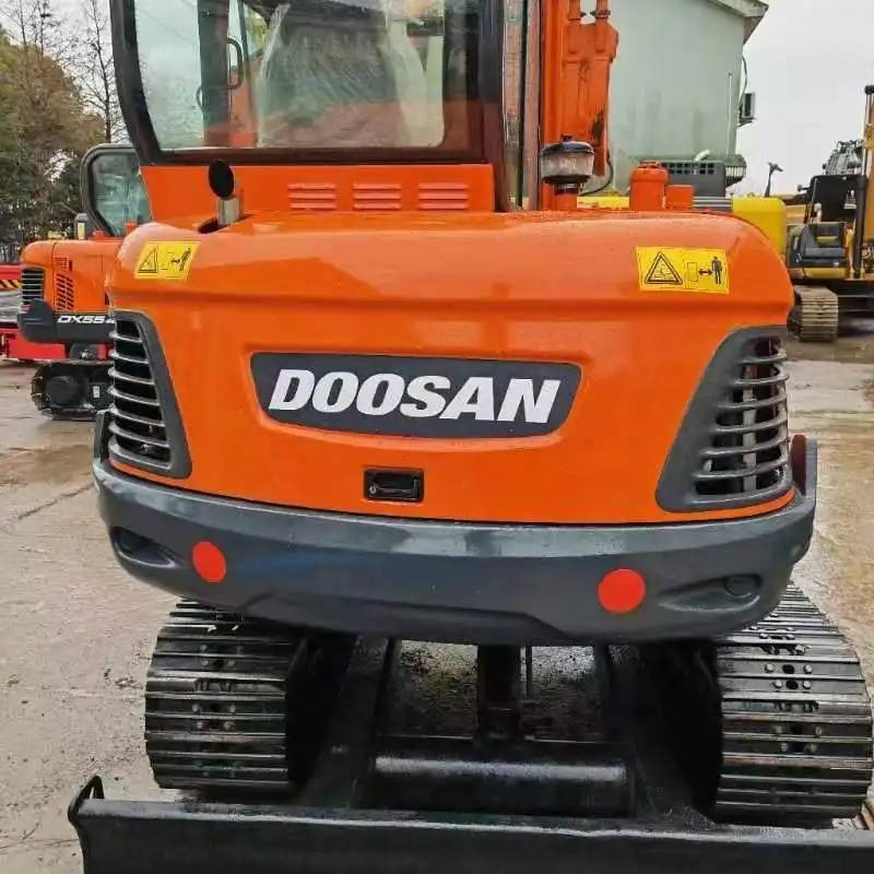 Doosan DX55-9C - Мини-экскаватор: фото 3 Doosan DX55-9C - Мини-экскаватор: фото 3
