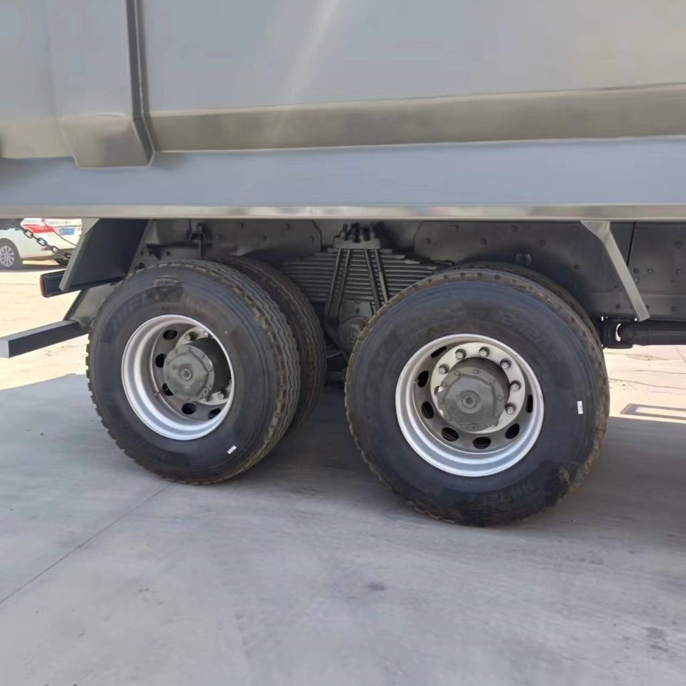 Howo 371 6x4 - Самосвал: фото 4 Howo 371 6x4 - Самосвал: фото 4