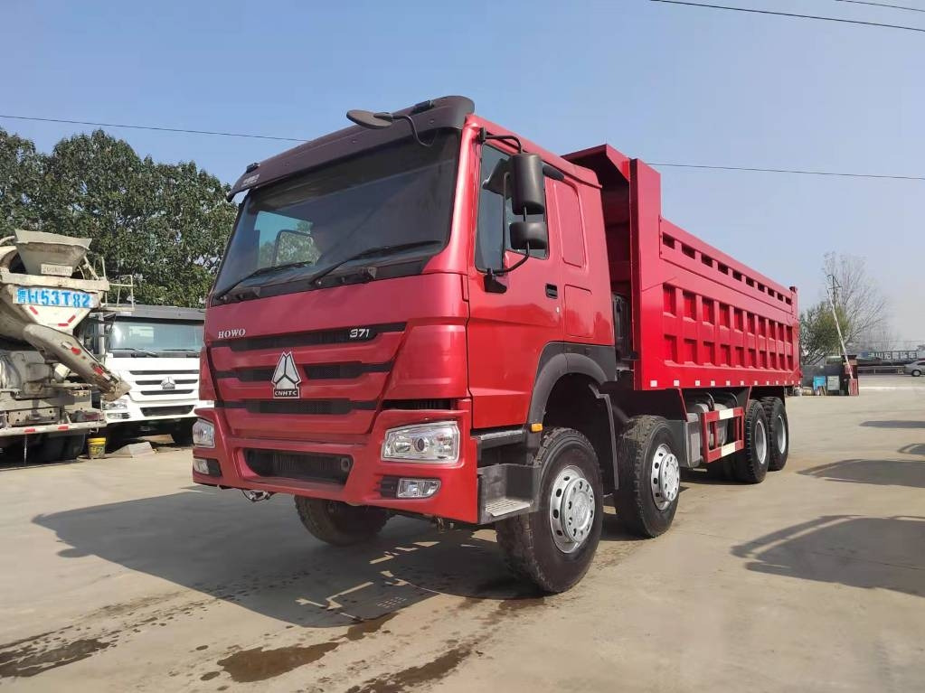 Howo 371 8x4 - Самосвал: фото 1 Howo 371 8x4 - Самосвал: фото 1