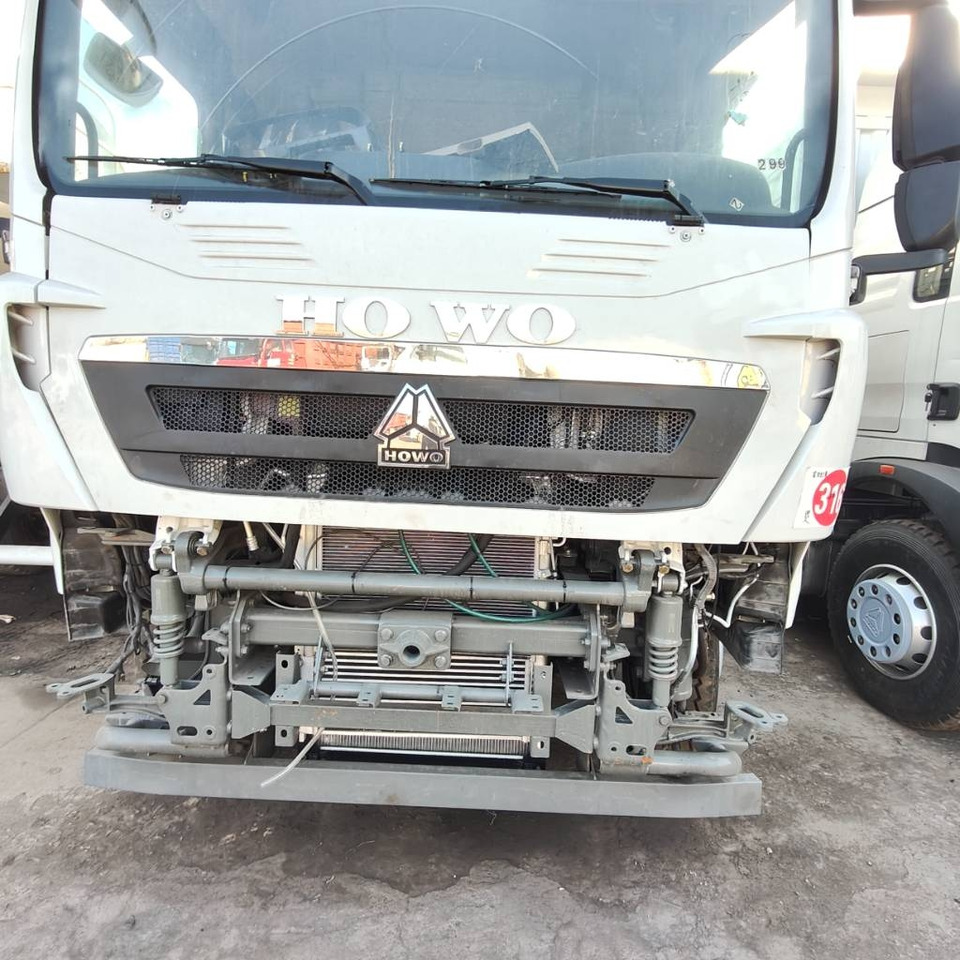 Howo 371 8x4 - Самосвал: фото 2 Howo 371 8x4 - Самосвал: фото 2