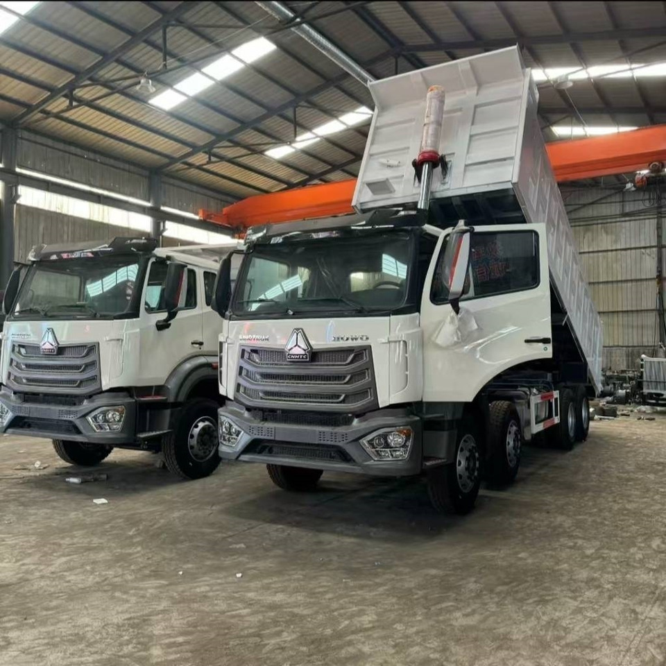 Howo 371 8x4 - Самосвал: фото 2 Howo 371 8x4 - Самосвал: фото 2