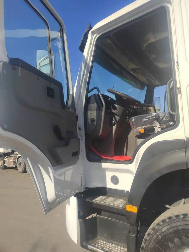 Самосвал Howo 375 6x4: фото 10 Самосвал Howo 375 6x4: фото 10