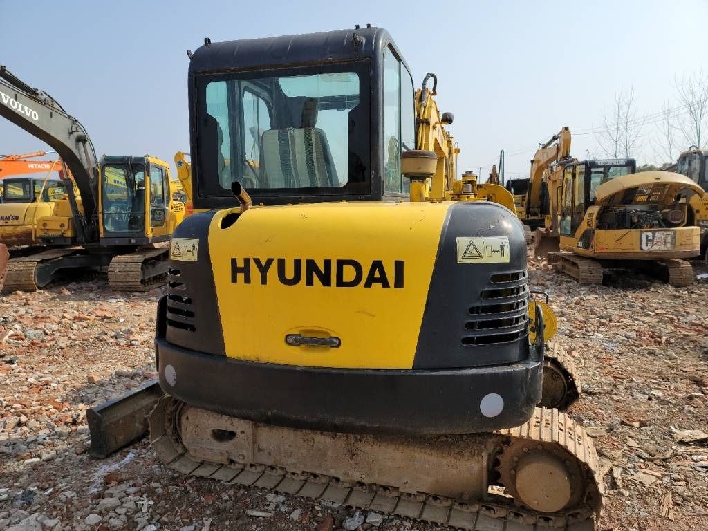 Hyundai R60-7 - Мини-экскаватор: фото 2 Hyundai R60-7 - Мини-экскаватор: фото 2