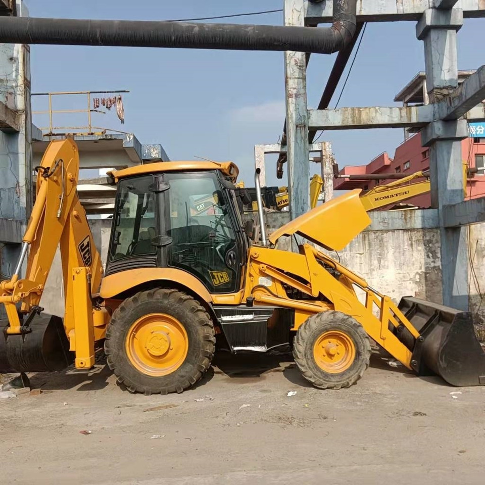 JCB 3CX - Экскаватор-погрузчик: фото 2 JCB 3CX - Экскаватор-погрузчик: фото 2