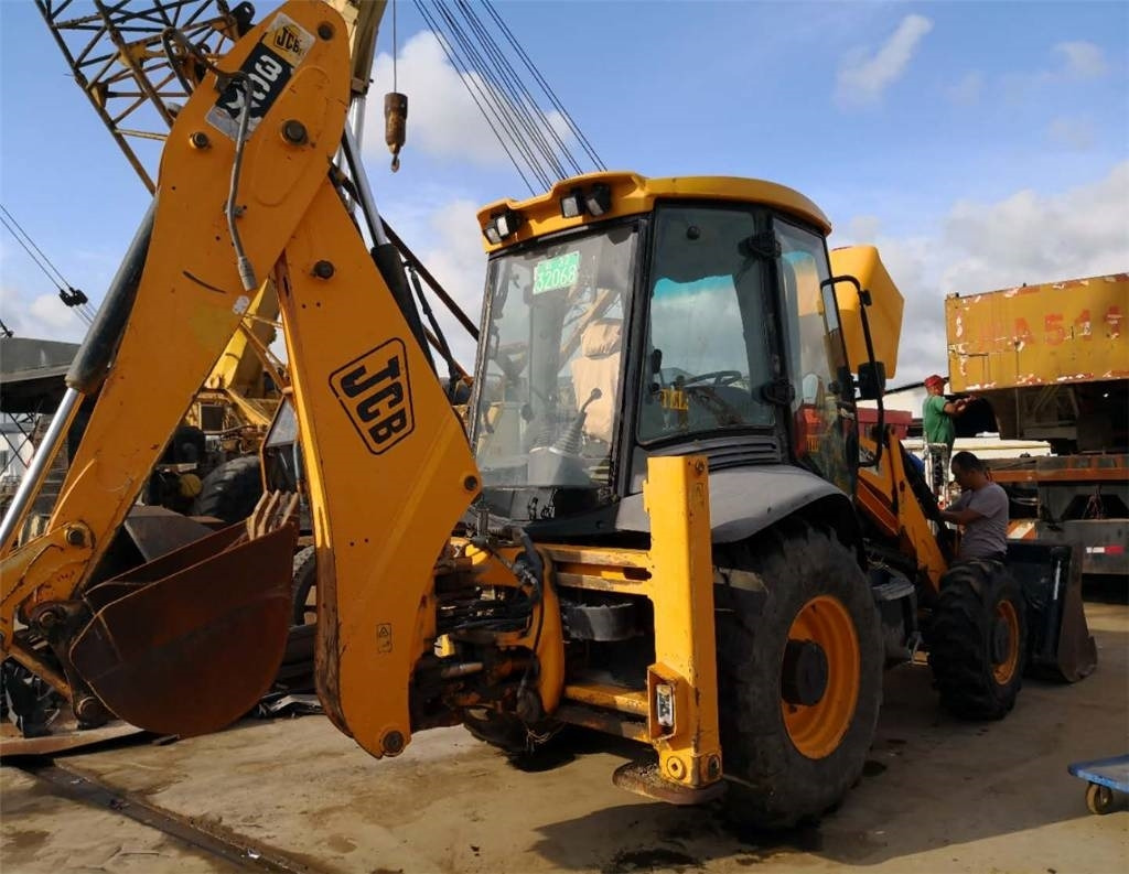 JCB 3CX - Экскаватор-погрузчик: фото 3 JCB 3CX - Экскаватор-погрузчик: фото 3