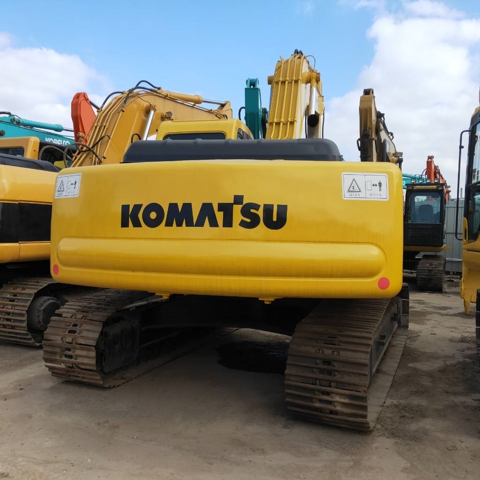 Komatsu PC200-6 - Гусеничный экскаватор: фото 3 Komatsu PC200-6 - Гусеничный экскаватор: фото 3
