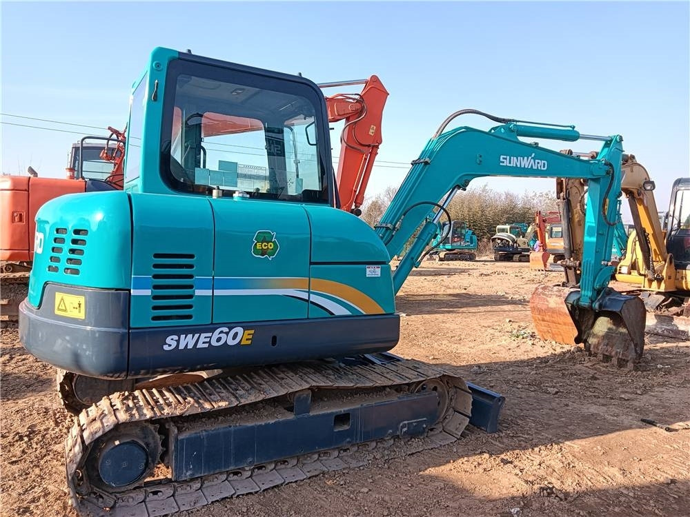 Sunward SWE60E - Мини-экскаватор: фото 3 Sunward SWE60E - Мини-экскаватор: фото 3