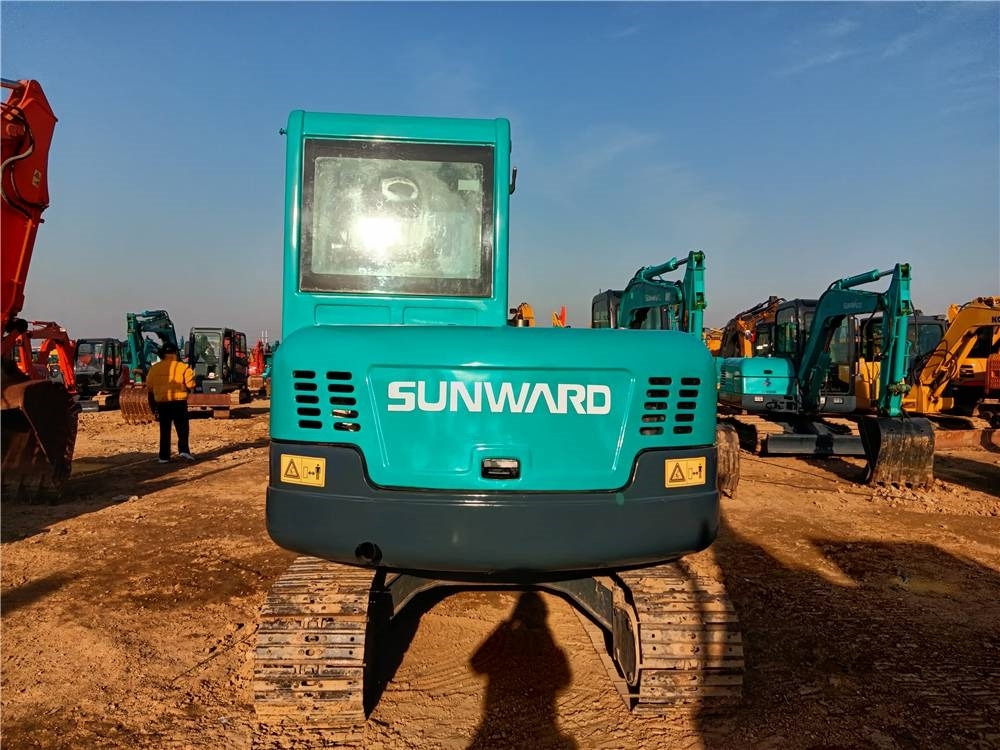 Sunward SWE60E - Мини-экскаватор: фото 2 Sunward SWE60E - Мини-экскаватор: фото 2