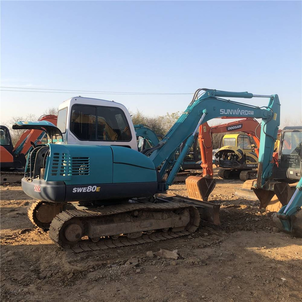 Sunward SWE80E - Мини-экскаватор: фото 1 Sunward SWE80E - Мини-экскаватор: фото 1