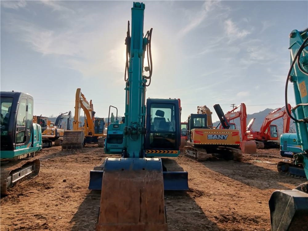 Sunward SWE90E - Мини-экскаватор: фото 3 Sunward SWE90E - Мини-экскаватор: фото 3