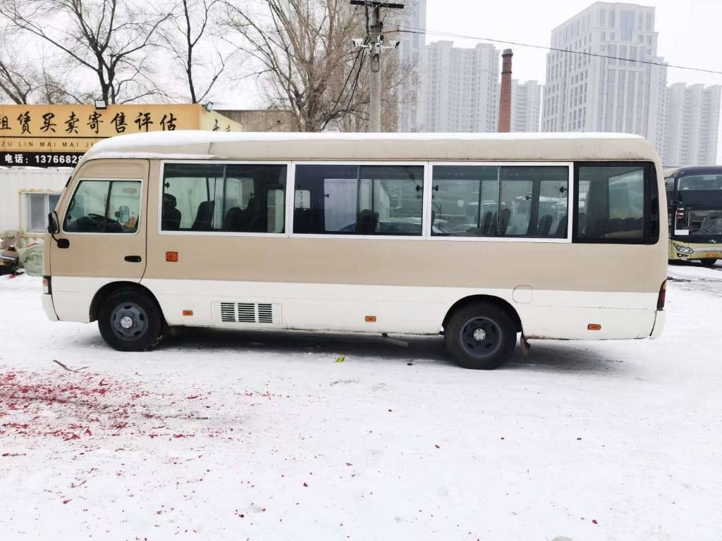 Toyota Coaster Bus - Микроавтобус, Пассажирский фургон: фото 4 Toyota Coaster Bus - Микроавтобус, Пассажирский фургон: фото 4