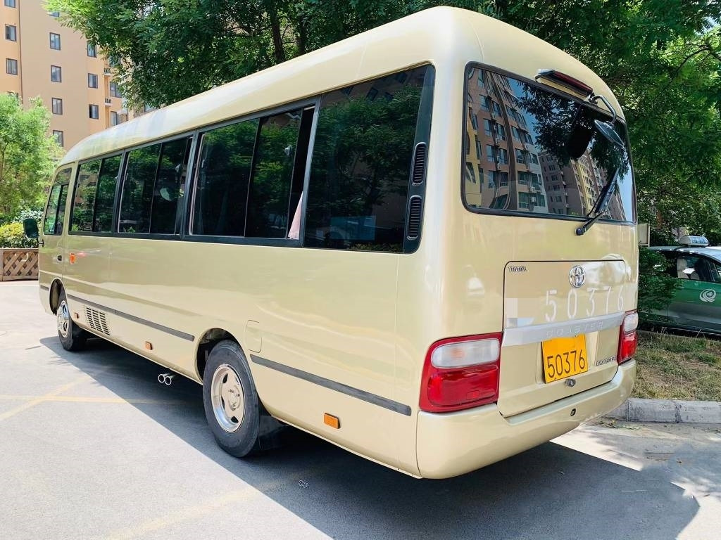 Toyota Coaster Bus - Микроавтобус, Пассажирский фургон: фото 4 Toyota Coaster Bus - Микроавтобус, Пассажирский фургон: фото 4